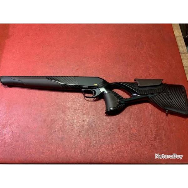 CARCASSE BLASER R8 ULTIMATE CARBON CUIR DROITIER AVEC BUSC REGLABLE