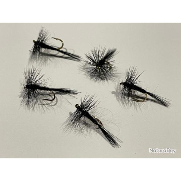 mouche truite Black midge num�ro 14