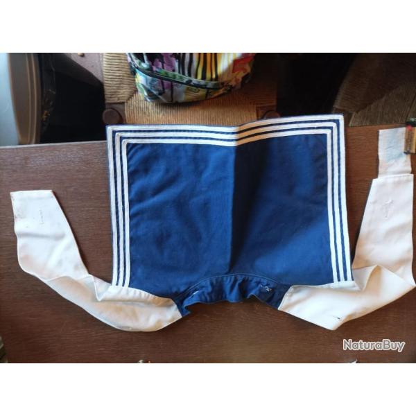 Ancien col bleu de vareuse de matelot de la Marine Nationale