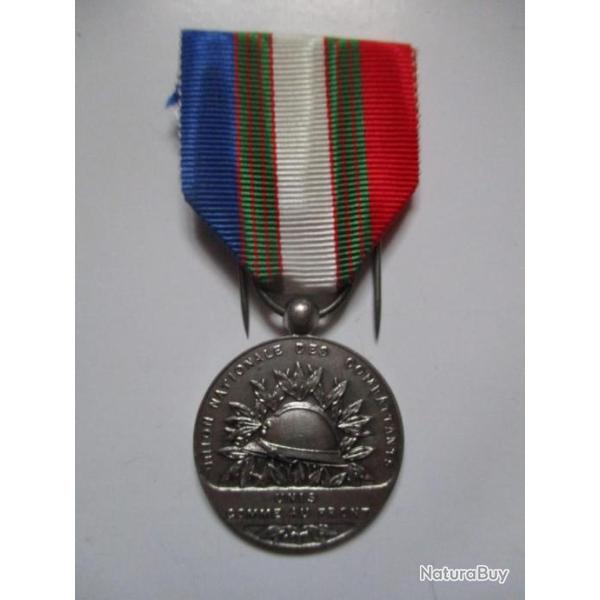 M�daille Union Nationale des Combattants (argent)
