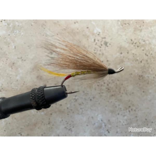 mouche saumon mod�le Ell� num�ro 2