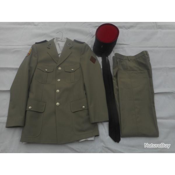 belle uniforme de sortie/ parade gris clair du 515 �me RT veste pantalon et k�pi