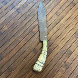 ANCIEN COUTEAU POIGNARD PIA-KAETA SRI-LANKAIS MANCHE OS SCULPT&Eacute; XVlll &eacute;me