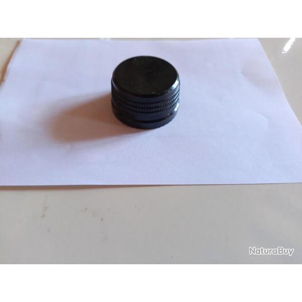 BOUCHON TUBE MAGASIN CBC MOD 586 .  NEUF .