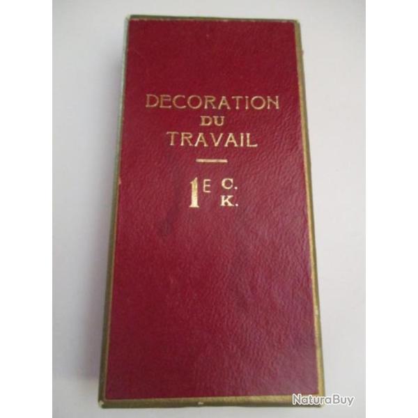 M�daille belge du Travail attribu�e avec boite