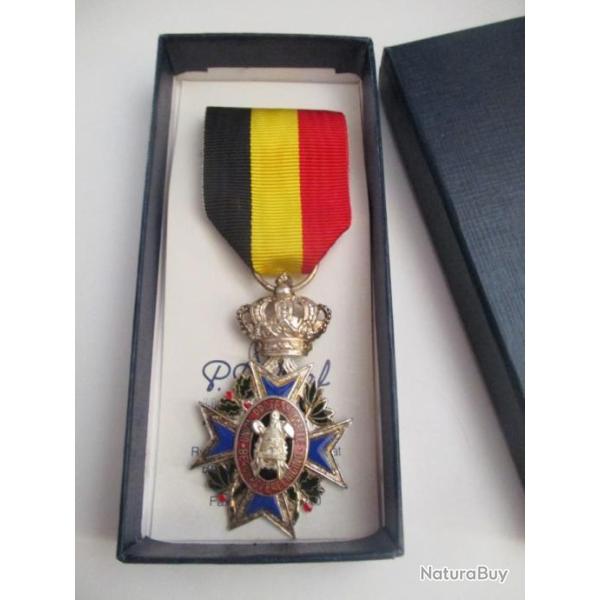 M�daille belge du Travail fab. P. DEGREEF