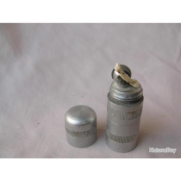 WW2/ OU POST ALLEMAGNE BRIQUET DEVISSABLE DU TYPE BRIQUET ALLEMAND RFRENC LANDSER
