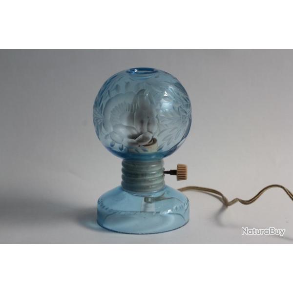 Veilleuse Br�le parfum verre taill� Boh�me