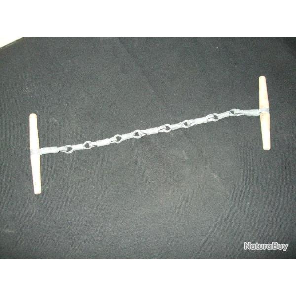 Cabriolet de contention . anciennes menottes  Lot N 4 . (  collection militaria . )