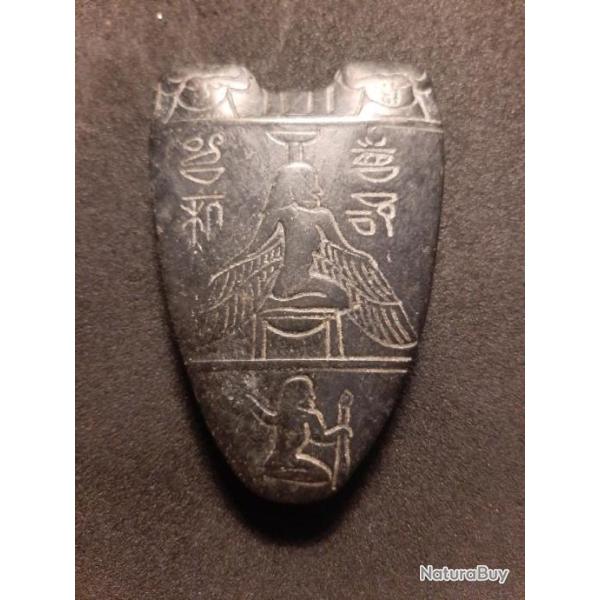 Pendentif �gyptien en pierre