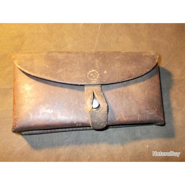 Cartouchiere Suisse Cuir des ann�es 60