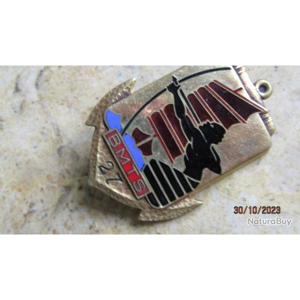 insigne pucelle 27� Bataillon de Marche de Tirailleurs S�n�galais guilloch� Indochine extr�me orient