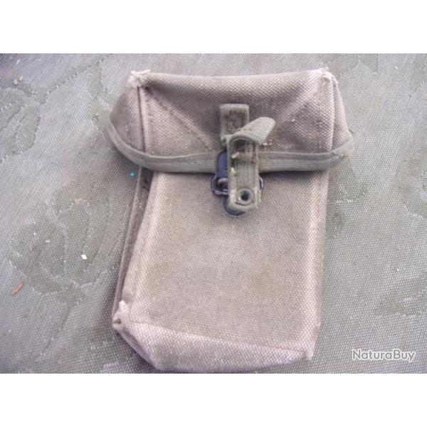 sacoche de ceinture type porte-cahrgeurs