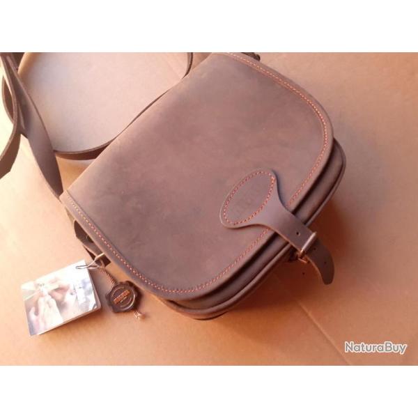 ///  SAC  de chasse ou de tir en cuir  ///