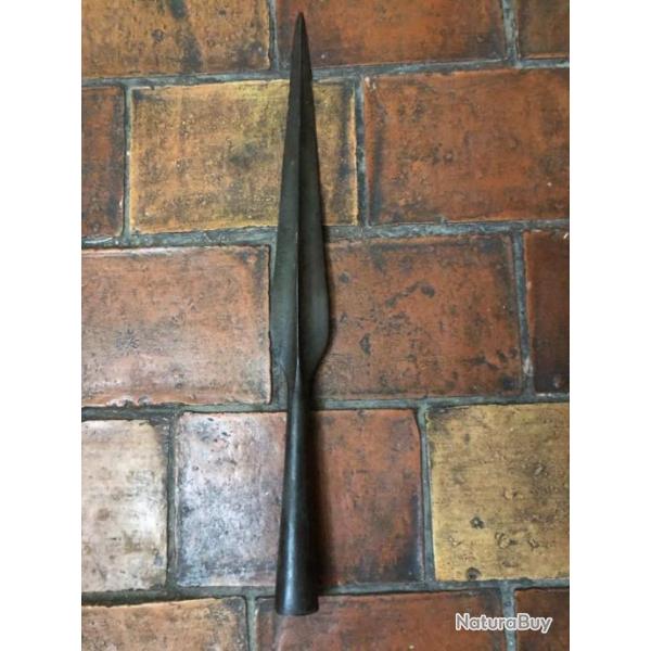 fer de lance pointe revolutionnaire