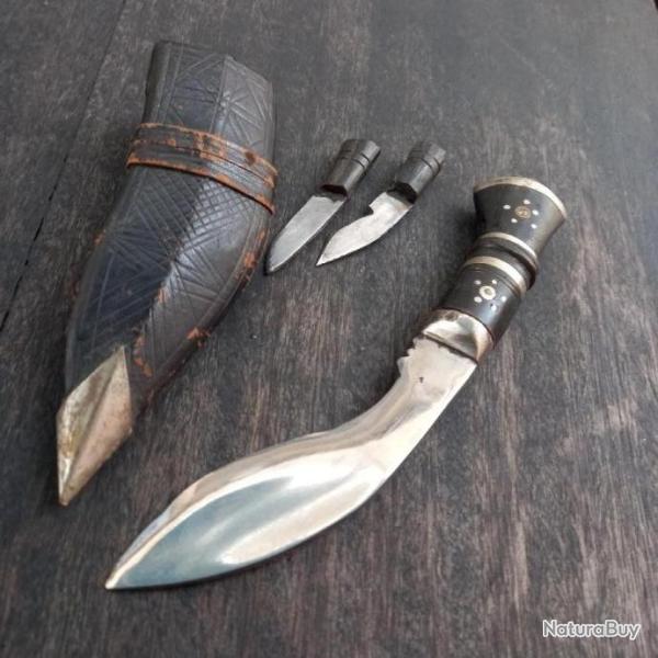 Couteau KUUKRI Manche en Corne avec tui en Cuir