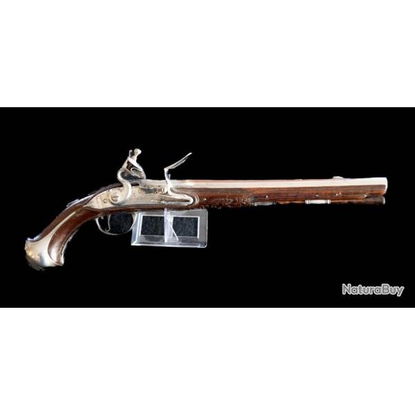 Pistolet silex Louis XV sign� Dangraigne � Bardo R�f 627