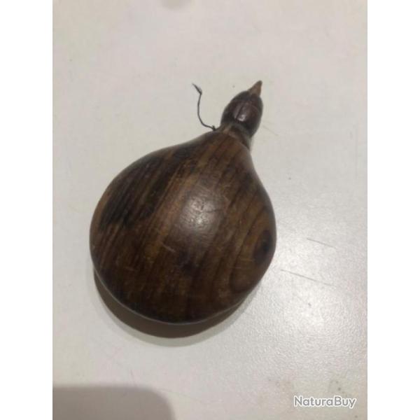 Poire � poudre en bois