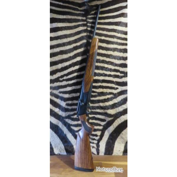 Carabine BROWNING Maral 4X Hunter cal.30-06 canon 53 cm crosse Bavarian grade 3 sans organe de vise