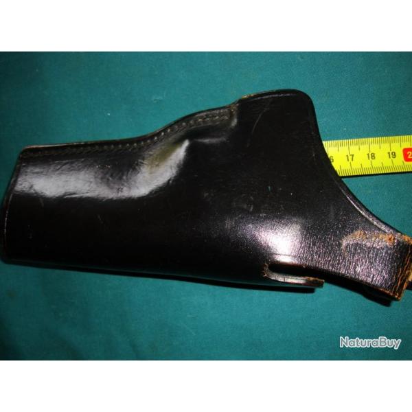 ETUI CUIR SOLIDE SUISSE