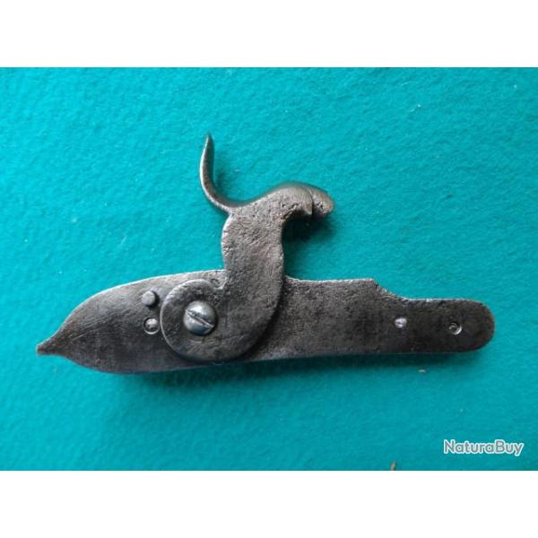 Platine de fusil � percussion.