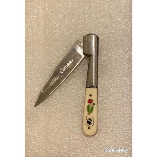 tr�s beau et ancien couteau de collection "Vendetta Corsa" bon etat