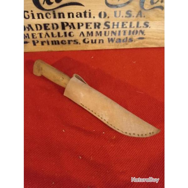 couteau et �tui en cuir reconstitution indianiste trappeur western