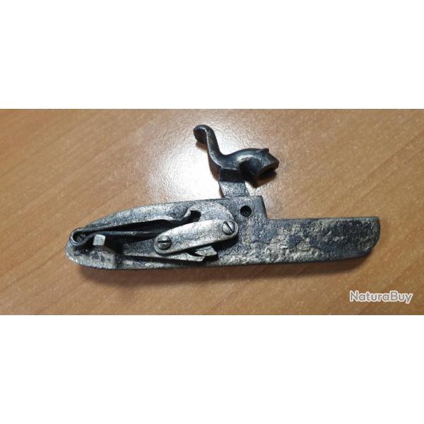 Platine gauche fusil � percussion
