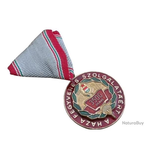 Arm�e Hongroise - R�compense d�corative  pour parachutiste  militaire hongrois avec 3500 sauts