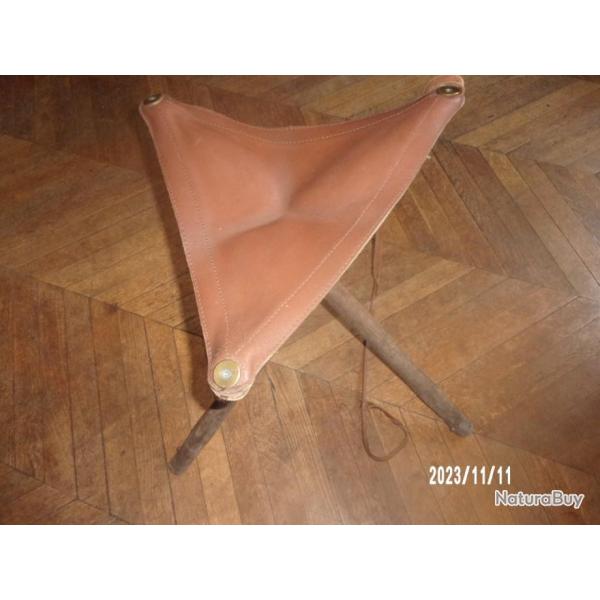 ancien siege trepie assise cuir