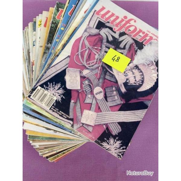 Collection de 50 num�ros de la revue "Uniforme" entre le 20 et le 132