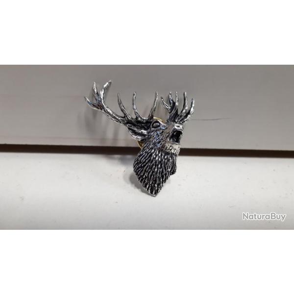 wahoo ! Pins tete de cerf bramant