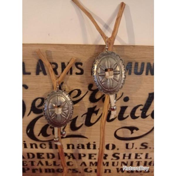 Jolie paire de boucles d'oreilles style country western