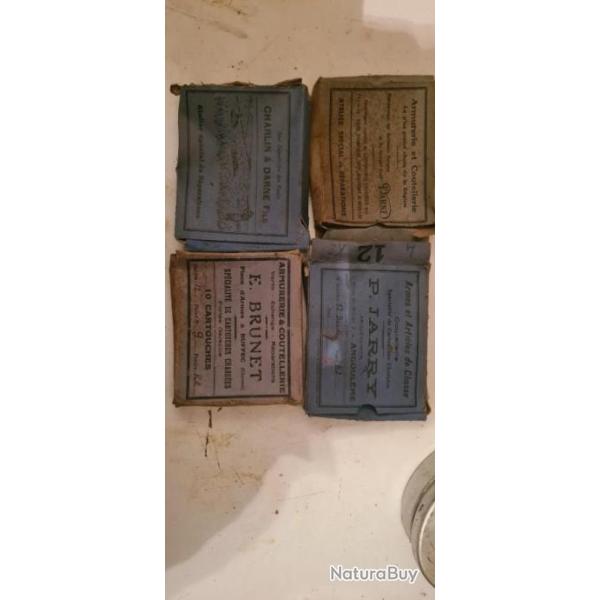 vieille botes de cartouches