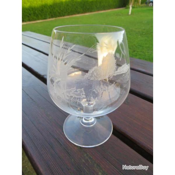 VINTAGE - Ancien grand verre a d�gustation en cristal grav� pour Cognac ou Vin fin, Th�me "Chasse"