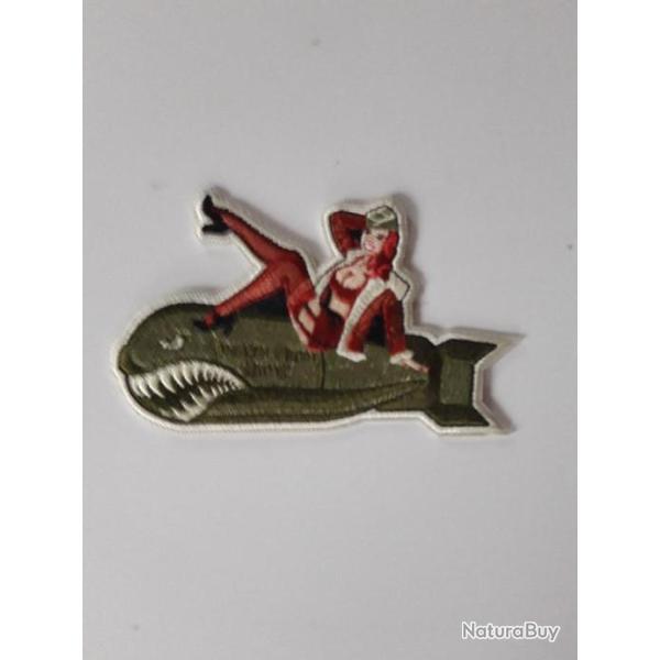 PATCHE EN TISSU "PIN-UP" MODELE 2