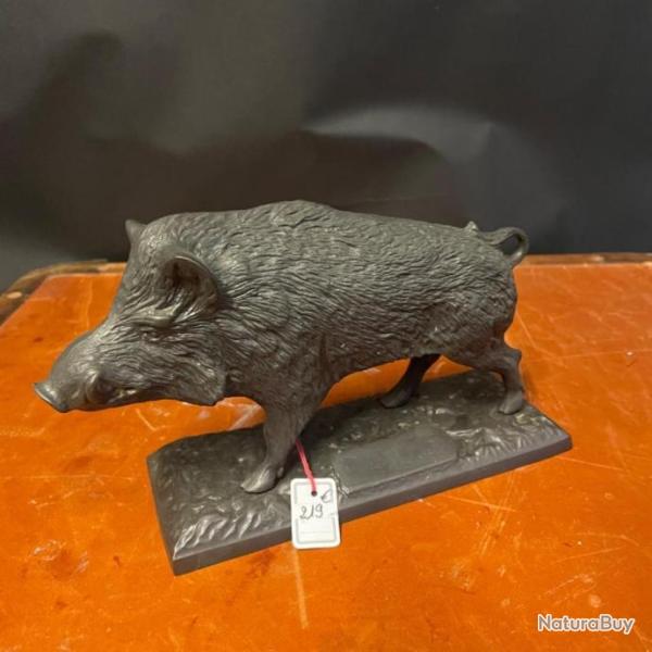Bronze � Sanglier � l'arr�t �, M. Korniluk  L 19x l 7,5x H13