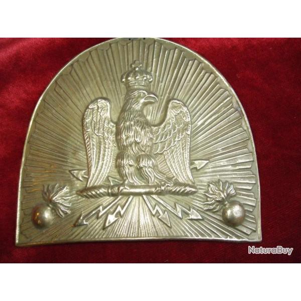 Plaque de bonnet  poils  de Grenadiers N III. collection .