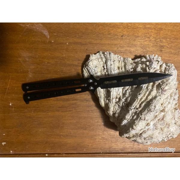 COUTEAU PAPILLON NOIR  (2025   N