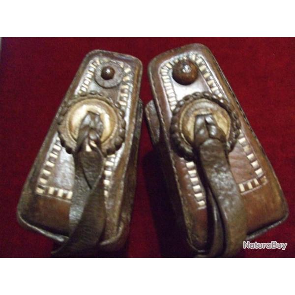 Paire d'�triers Mexicains  xix e .Collection sellerie .