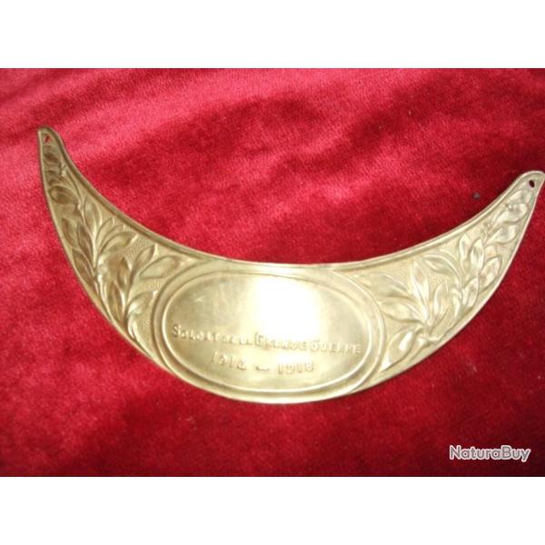 PLAQUE COMMEMORATIVE POUR CASQUE ADRIAN 14/18 .