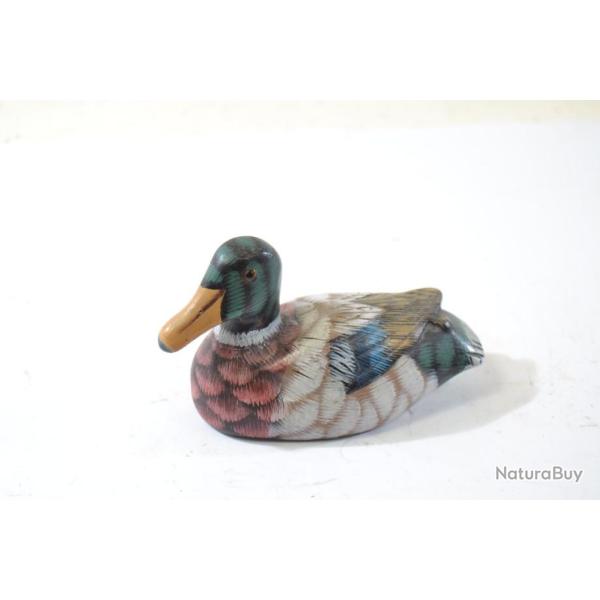 Petit canard en bois peint. Ann�es 1980 colvert