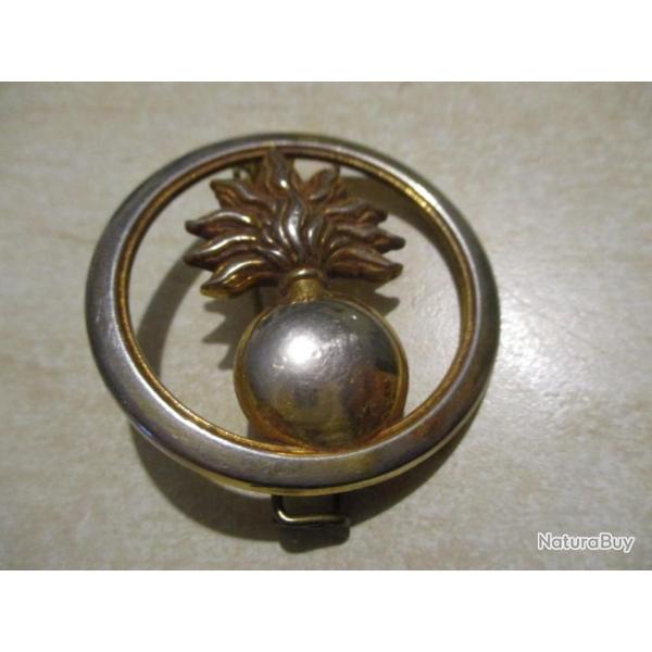 insigne de b�ret or �cole militaire