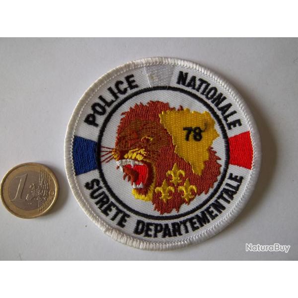 cusson obsolte ! insigne collection police Yvelines