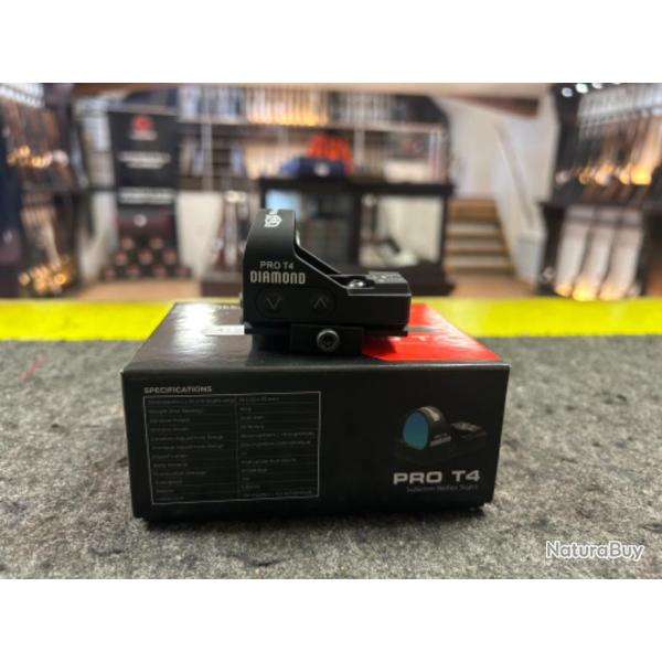 Point Rouge Nikko Stirling Pro T4