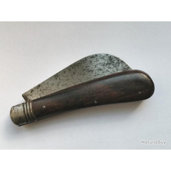 Ancien couteau serpette et poin�on PRADEL