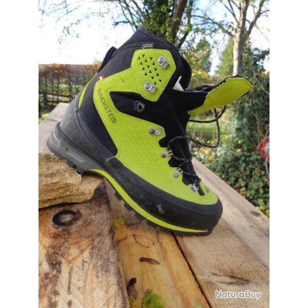Chaussures de randonn�e de marque DACHSTEIN mod�le St�dlgrat GTX