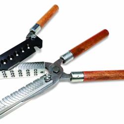 MOULE LEE 18 CAVITES DIAM 360/CHEVROTINE 000