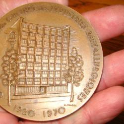 TB - MEDAILLE DE BRONZE DU CINQUANTENAIRE DU GROUPE DES INDUSTRIES METALURGIQUES 1920/1970