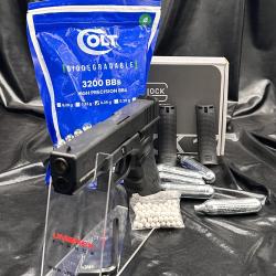 Nouveau Pack pr&ecirc;t &agrave; tirer - GLOCK 17 "GEN 4" - Cal. BBs 6mm - Airsoft (5 Capsules Co2 + 1300 Billes 